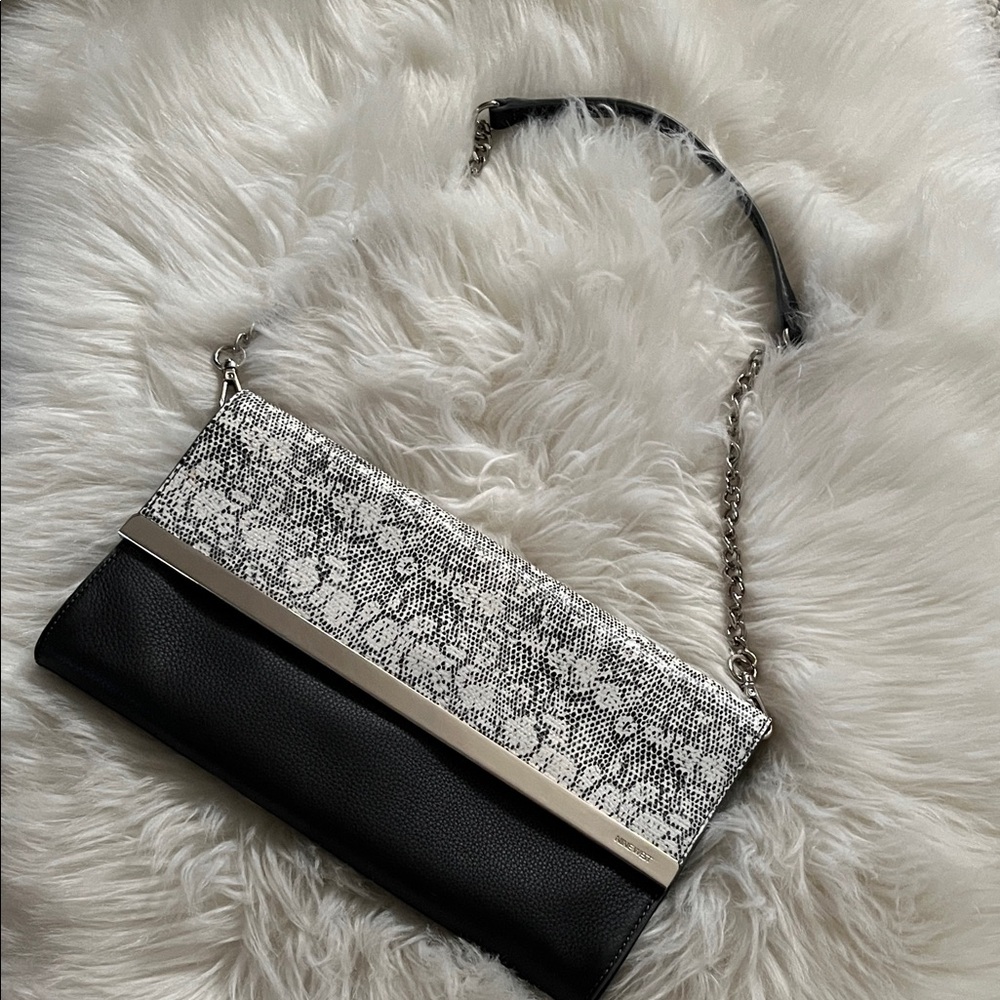 Nine West Black and White snake print Clutch